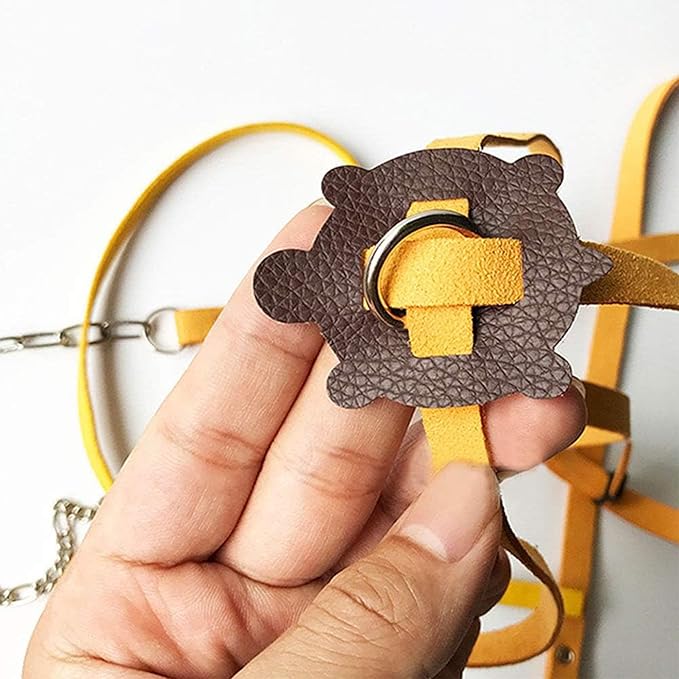Pet Tortoise Turtle Leather Harness Small Pet Turtle Leash and Harness Pet Tortoise Leash Suitable for Tortoise Supplies Adjustable Control Leash (M