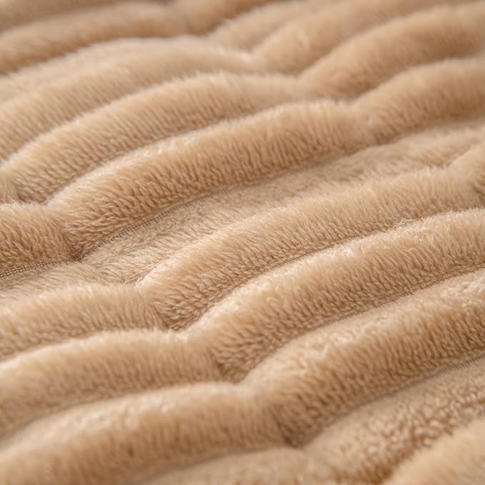LiveGo Fuzzy Couch Covers for Pets 45x45 cm/17.7x17.7