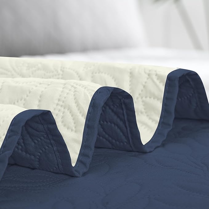 Easy-Going Waterproof Dog Bed Cover Reversible Leak Proof Pet Blanket Replacement Mat for Furniture Washable Couch Cover Sofa Cover for Dogs Cat(82x86 Inch