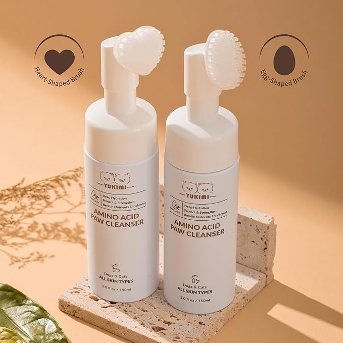 YUKIMI Premium Amino Acid Paw Cleanser with Silicone Bristle Brush for Dogs & Cats 5.0 Fl