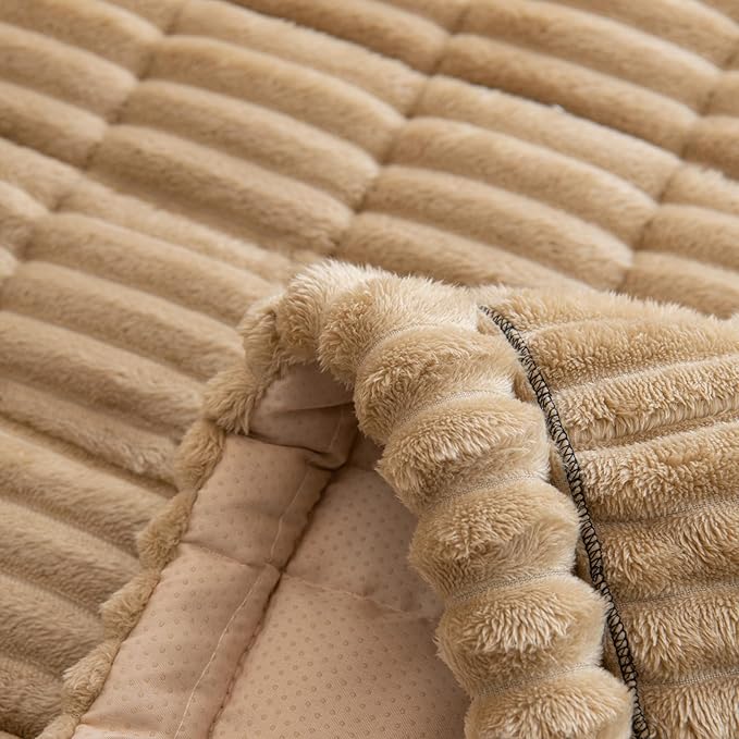 LiveGo Fuzzy Couch Covers for Pets 45x45 cm/17.7x17.7