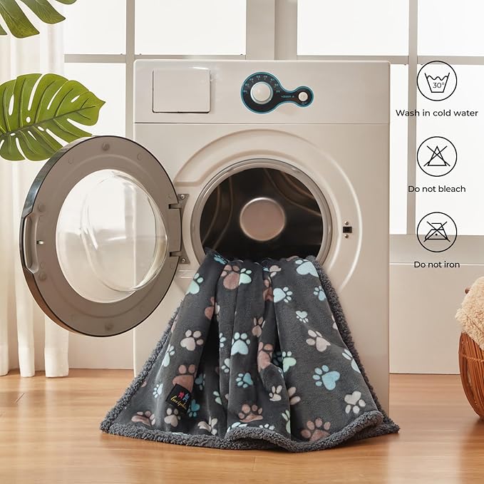 Luciphia Waterproof Pet Blankets for Couch Sofa Bed Large(65" x 57")