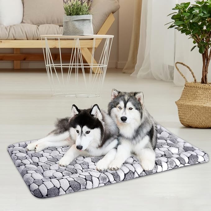 VANKEAN Stylish Dog Crate Pad Bed Mat Reversible (Cool & Warm)