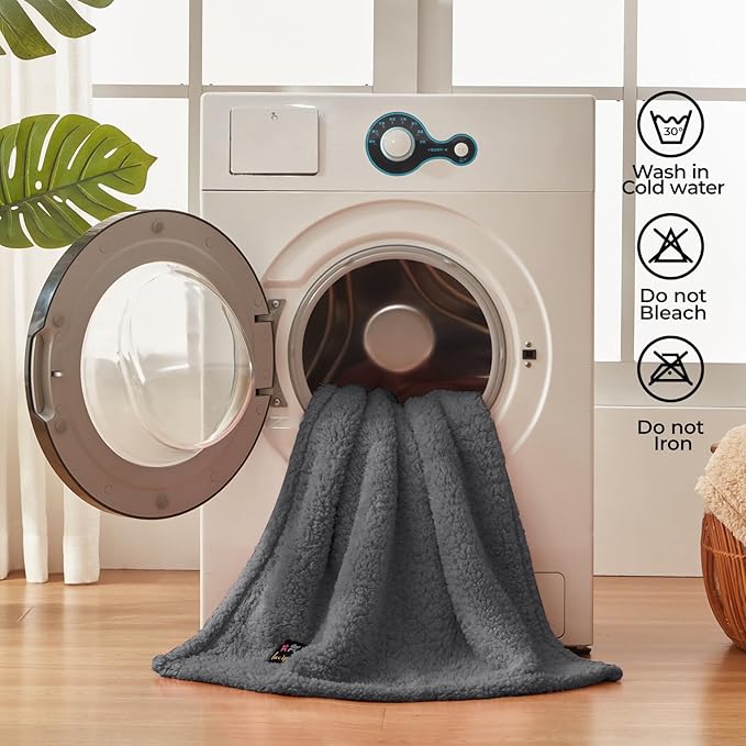 Luciphia Waterproof Dog Blanket Soft Pet Sherpa Calming Thick Blankets Protector(Grey,80x63 inches)