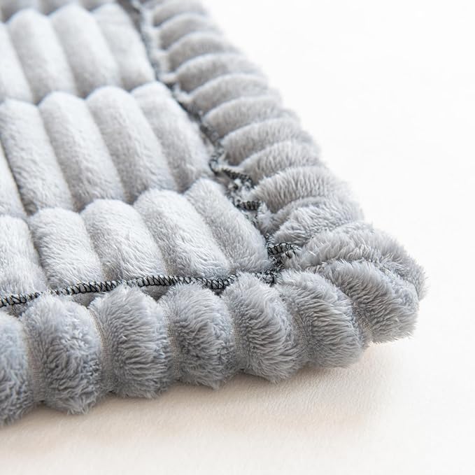 LiveGo Fuzzy Couch Covers for Pets 45x45 cm/17.7x17.7