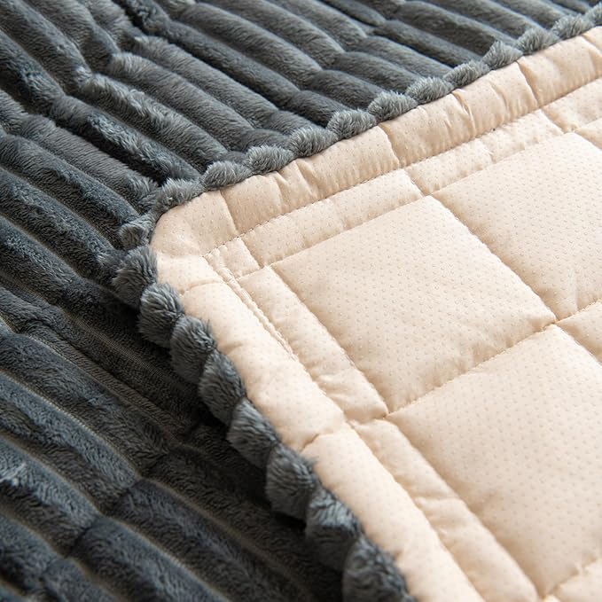 LiveGo Fuzzy Couch Covers for Pets 45x45 cm/17.7x17.7