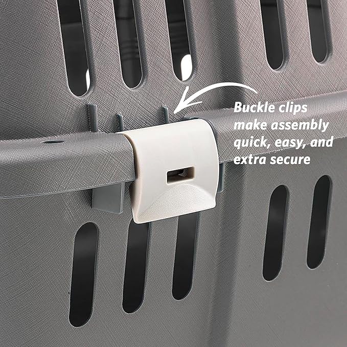 Ferplast Jet Pet Carrier: Value Dog Carrier Suitable for Toy Dog Breeds & Small Cats 18.51L x 12.6W x 11.42H inches,