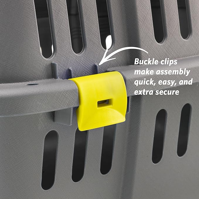 Ferplast Jet Pet Carrier: Value Dog Carrier Suitable for Toy Dog Breeds & Small Cats 18.51L x 12.6W x 11.42H inches,