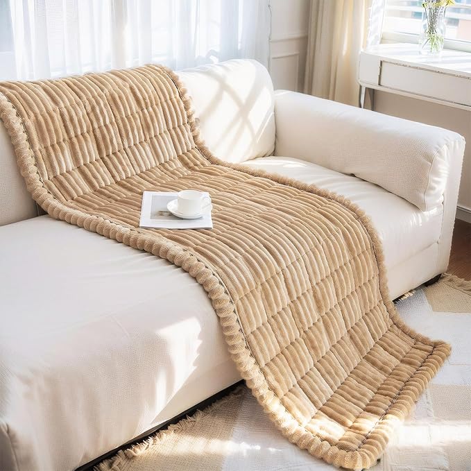 LiveGo Fuzzy Couch Covers for Pets 70x210 cm/27.6x82.7