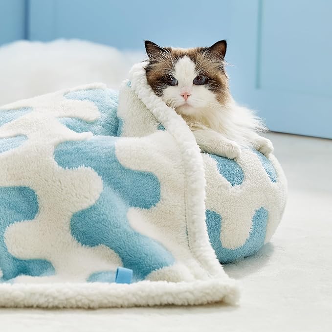 Lesure Waterproof Puppy Blanket for Small Dogs 3D Textured