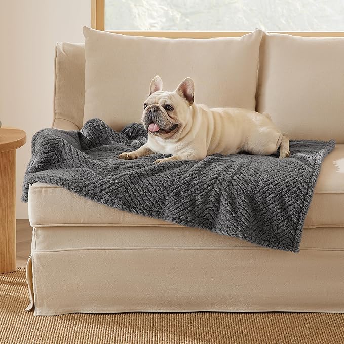 Bedsure Dog Blanket for Medium Dogs Washable 300GSM Coral 30x40IN