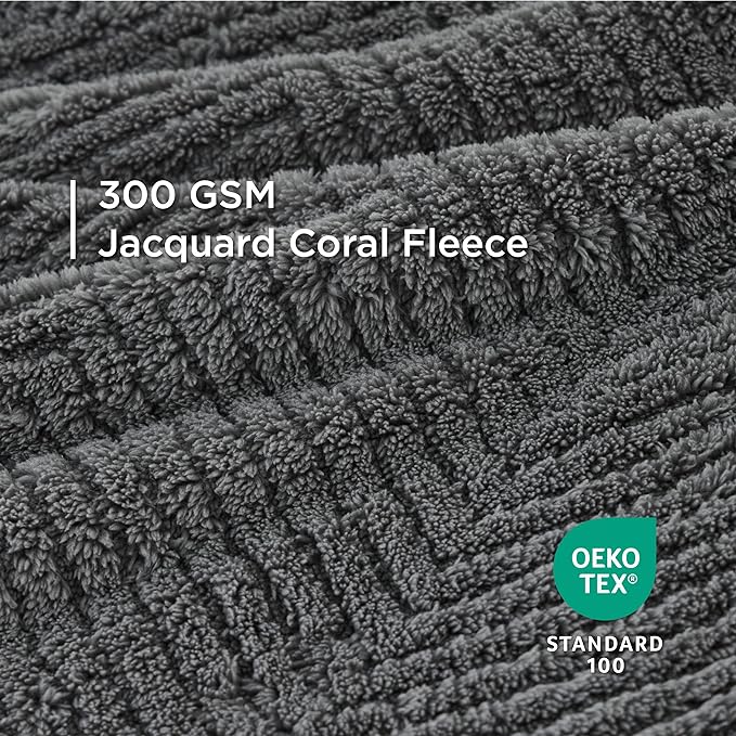 Bedsure Dog Blanket for Medium Dogs Washable 300GSM Coral 30x40IN