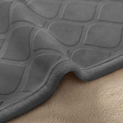fuguitex Waterproof Dog Blanket Bed Cover Dog Crystal Velvet Moroccan Fuzzy Cozy Plush Pet Blanket Throw Blanket for Couch Sofa(68 * 82 inch