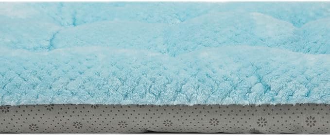 WONDER MIRACLE Fuzzy Deluxe Pet Beds, Super Plush Dog or Cat Beds Ideal for Dog Crates, Machine Wash & Dryer Friendly (15" x 23", S-Ice Blue)