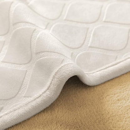 fuguitex Waterproof Dog Blanket Bed Cover Dog Crystal Velvet Moroccan Fuzzy Cozy Plush Pet Blanket Throw Blanket for Couch Sofa(40 * 60 inch