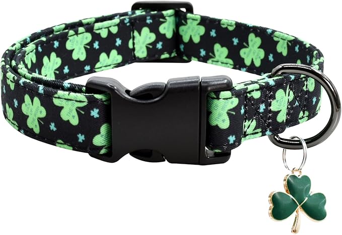 Clover Patterns Dog Collar with Accessories