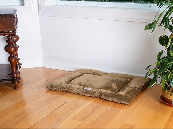 Armarkat Pet Bed Mat 27-Inch by 19-Inch by 2.5-Inch M01-Medium M01CHL-M)