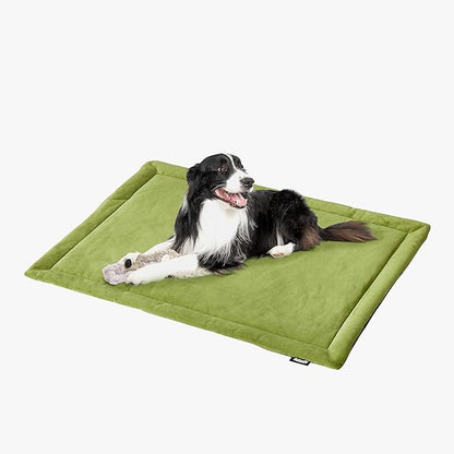 Allisandro Waterproof Dog Bed Kennel Pad Dog Sleeping Crate Mat with Non-Glue Filling and Non-Slip Silicone Bottom, Grass Green, 47 X 29.5 Inches