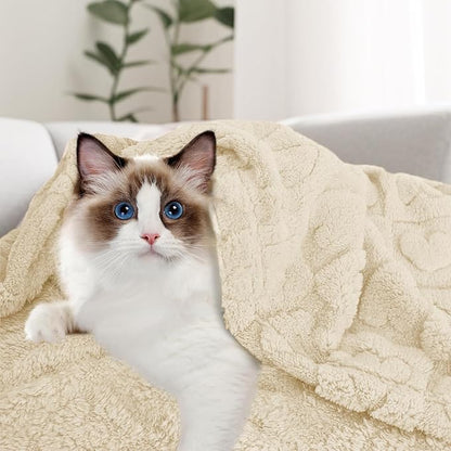 MACEVIA Fluffy Fleece Dog Blankets (24x29 Inch,Cream)