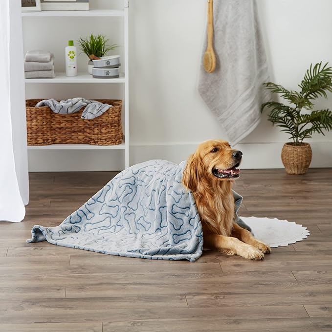 Bone Dry Embossed Bone Print Pet Blanket 36x48", Navy
