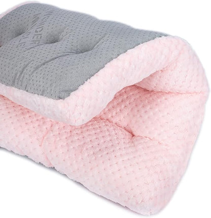 WONDER MIRACLE Fuzzy Deluxe Pet Beds, Super Plush Dog or Cat Beds Ideal for Dog Crates, Machine Wash & Dryer Friendly (22" x 30", M-Baby Pink)