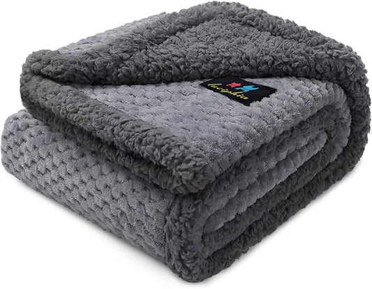 Luciphia Waterproof Blanket for Large Dogs Liquid Proof Large（65" x 57"）