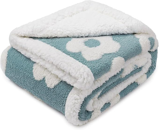 Luciphia Waterproof Dog Cat Blanket Fluffy Thick Fleece Pet Blanket,Washable Double Sided Sherpa Calming Blankets Flower Print Blankets for Medium Large Dogs Cats(Blue,85x57 inches)