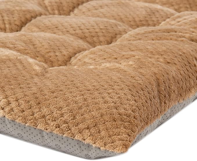 WONDER MIRACLE Fuzzy Deluxe Pet Beds, Super Plush Dog or Cat Beds Ideal for Dog Crates, Machine Wash & Dryer Friendly (23" x 35", L-Mocha)