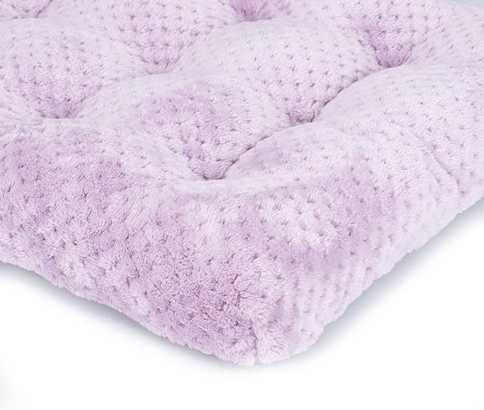 WONDER MIRACLE Fuzzy Deluxe Pet Beds, Super Plush Dog or Cat Beds Ideal for Dog Crates, Machine Wash & Dryer Friendly (22" x 30", M-Lavender)