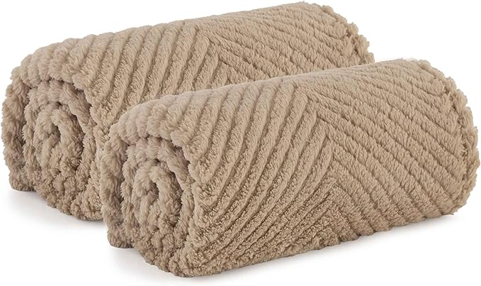Bedsure 1 Pack 2 Dog Blankets for Small Dogs 2pcs Washable 300GSM Coral
