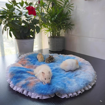 Cozy Small Animal Mat - Soft and Durable Bed for Hamsters, Guinea Pigs, Rabbits, and Small Pets(M)