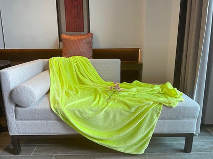 iMaylex Soft Flannel Fleece Blanket for Bed Couch Sofa 59 x 78 inch (150 x 200 cm)