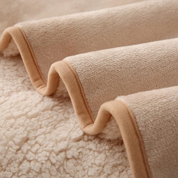 DaysU Waterproof Dog Blanket for Small Dogs 26.5"x35" Light