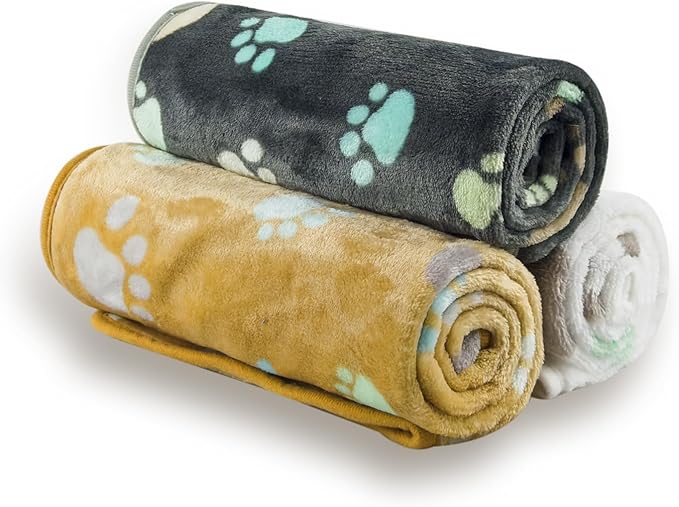 LeapSheep Pet Blankets for Dogs Cats - 3Pack Heart Pattern Super Soft Fluffy Dog Blankets for Small Medium Large Doggy Kitten (Big Paws, Small)