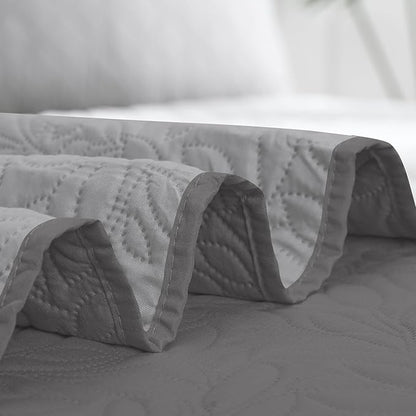 Easy-Going Waterproof Dog Bed Cover Reversible Leak Proof Pet Blanket Replacement Mat for Furniture Washable Couch Cover Sofa Cover for Dogs Cat(30x53 Inch