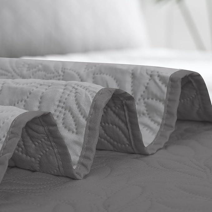 Easy-Going Waterproof Dog Bed Cover Reversible Leak Proof Pet Blanket Replacement Mat for Furniture Washable Couch Cover Sofa Cover for Dogs Cat(30x70 Inch