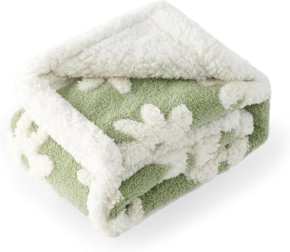 Lesure Waterproof Dog Blanket for Medium Dogs 3D Textured