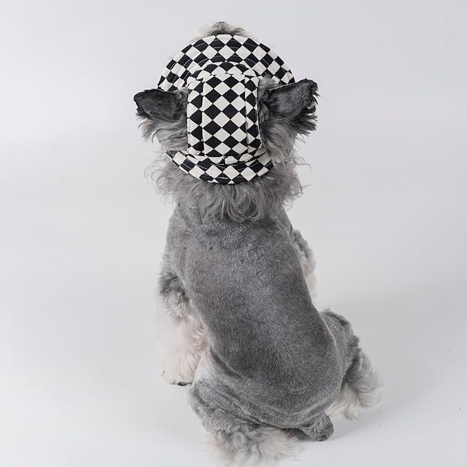 Pet hat with Ear Holes Sunscreen Baseball Cap Suitable for Small and Medium-Sized Dogs Outdoor Climbing hat in Summer Pet Products (Black and White