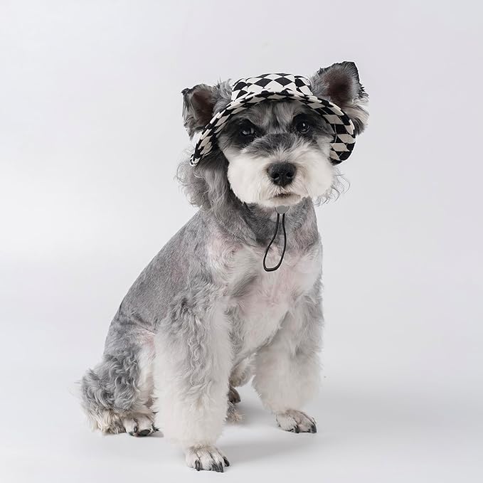 Pet hat with Ear Holes Sunscreen Baseball Cap Suitable for Small and Medium-Sized Dogs Outdoor Climbing hat in Summer Pet Products (Black and White