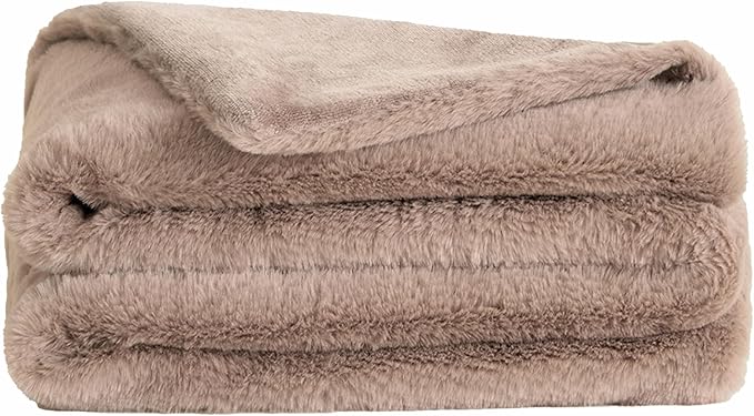 UnHide Lil’ Pet Marsh 34” x 44”