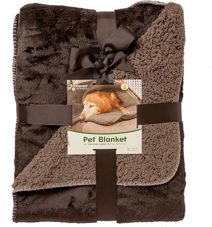 Furhaven Waterproof & Self-Warming Throw Blanket for Dogs & Indoor Cats