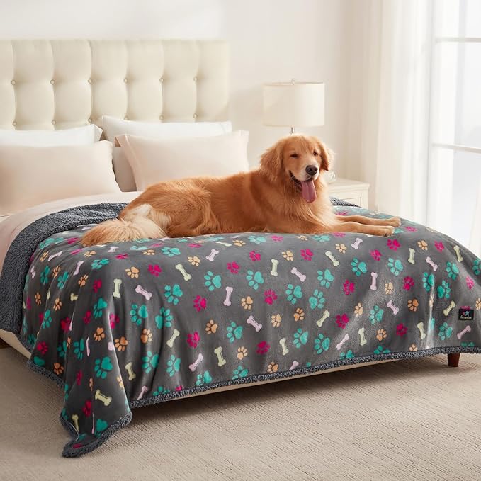 Luciphia Waterproof Pet Blankets for Couch Sofa Bed Small（40" x 28"）