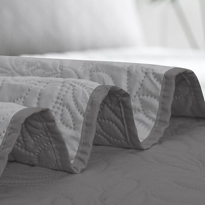 Easy-Going Waterproof Dog Bed Cover Reversible Leak Proof Pet Blanket Replacement Mat for Furniture Washable Couch Cover Sofa Cover for Dogs Cat(82x86 Inch