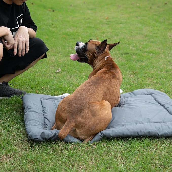 Waterproof Outdoor Dog Bed, Portable Camping Travel Pet Mat, Durable Dog Bed for Indoor and Outdoor(35 X 24 Inches)