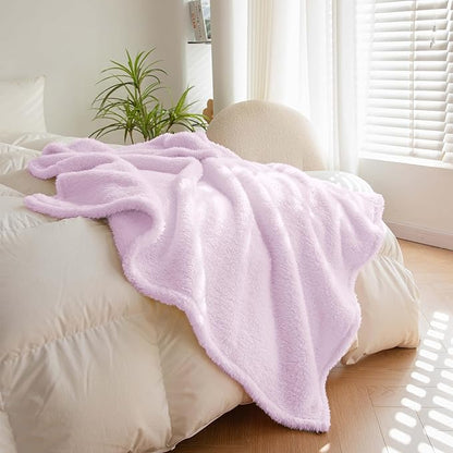 PETHUR Super Soft Dog Blankets for Large Dogs 40"x60", Purple