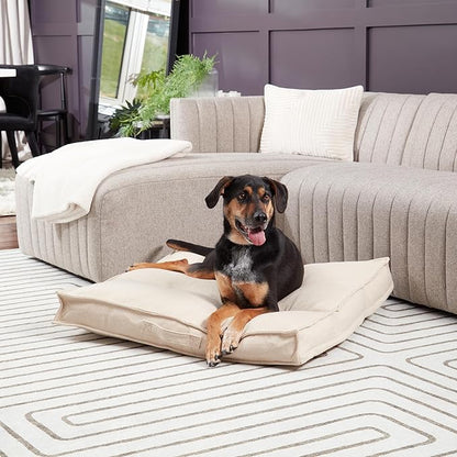 Happy Hounds Milo Square Tufted Pillow Dog Bed (32" x 32")
