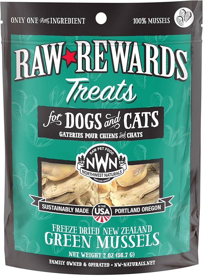 Northwest Naturals Raw Rewards Freeze-Dried Green Lipped Mussel Treats for Dogs and Cats - Bite-Sized Pieces - Healthy, 1 Ingredient, Human Grade Pet Food, All Natural - 2 Oz (Packaging May Vary)