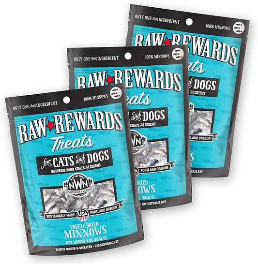 Northwest Naturals Raw Rewards Freeze-Dried Minnow Treats for Dogs and Cats - Bite-Sized Pieces - Healthy, 1 Ingredient, Human Grade Pet Food, All Natural - 1 Oz (Pack of 3) (Packaging May Vary)