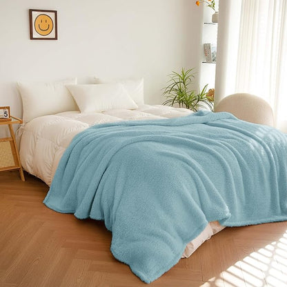 PETHUR Super Soft Dog Blanket for Bed 60"x80", Blue