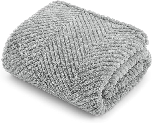 Bedsure Dog Blanket for Large Dogs Washable 300GSM Coral